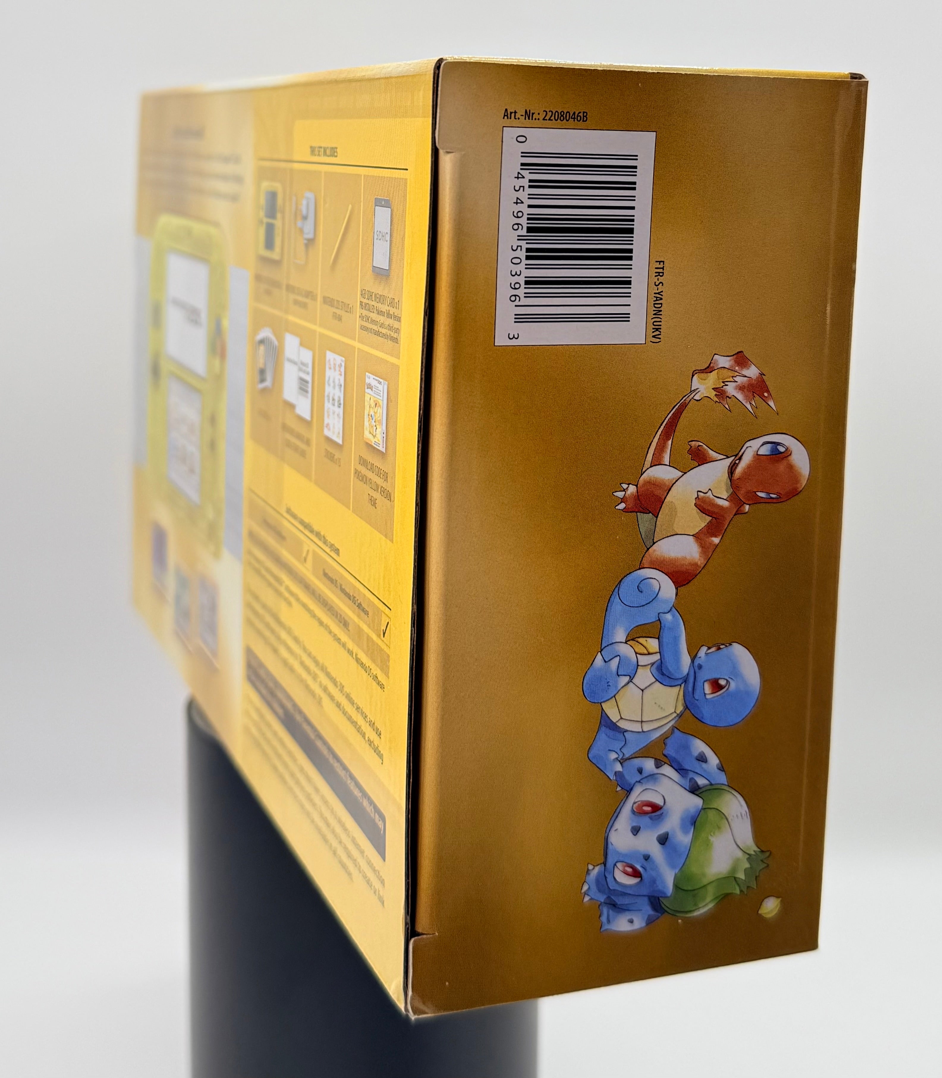 Pokemon - Yellow Pikachu Edition Nintendo 2DS - CIB New