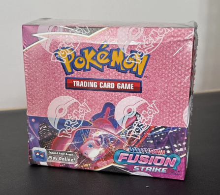 Pokemon - SLIGHTLY DAMAGED - SWSH Fusion Strike - Booster Box - 0% VAT GVMS